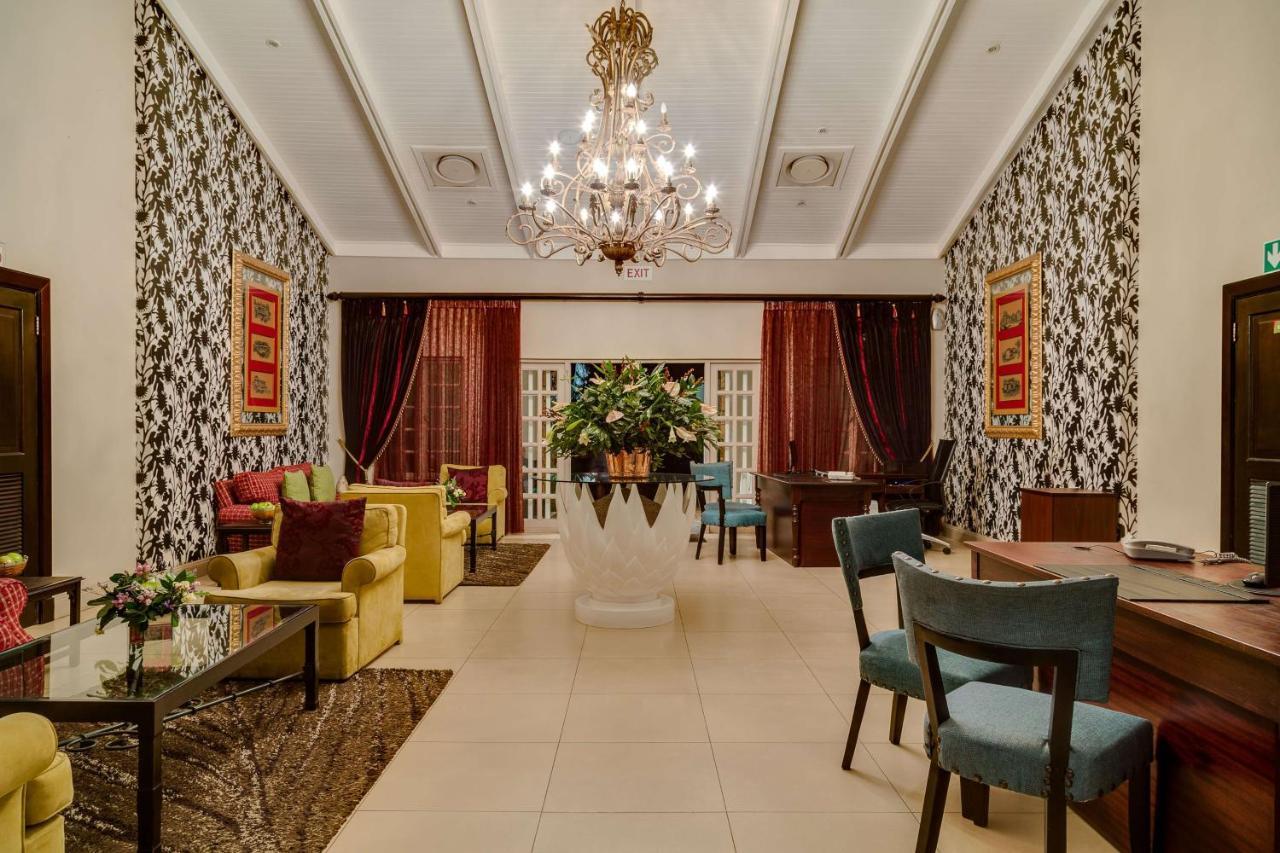 Mount Grace Hotel & Spa Magaliesburg Dış mekan fotoğraf The lobby of the hotel