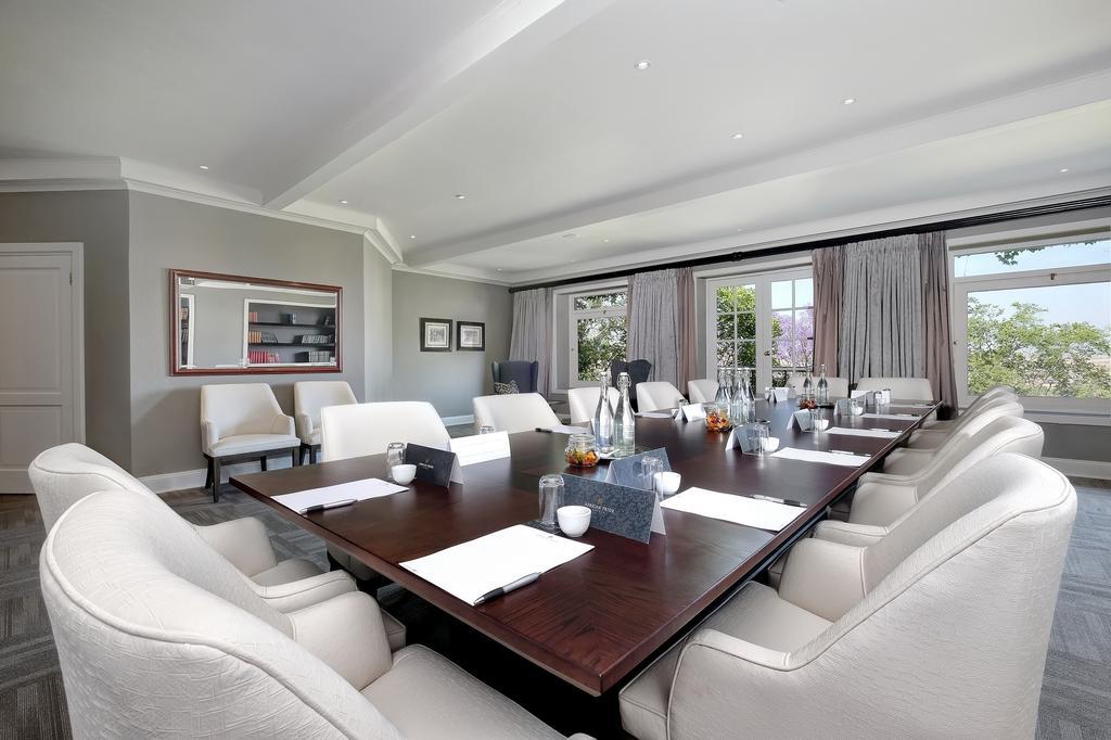 Mount Grace Hotel & Spa Magaliesburg Dış mekan fotoğraf Boardroom at the Cape Town International Convention Centre